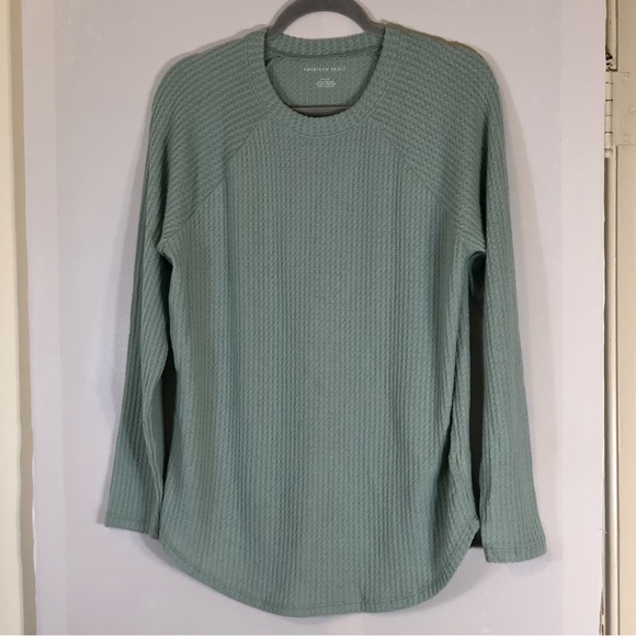 American Eagle Outfitters Tops - American Eagle AEO Soft Waffle Knit Thermal Curved Hem Long Sleeve Top